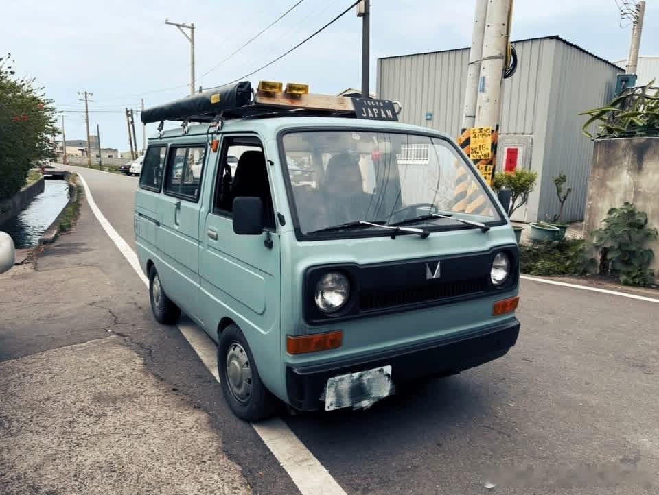 台湾老车1977年三菱百利600 ​​​