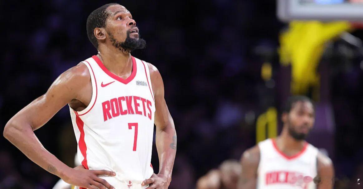 NBA｜杜兰特将缺席对阵湖人系列赛G6的比赛nba季后赛 4月30日，据消息人士