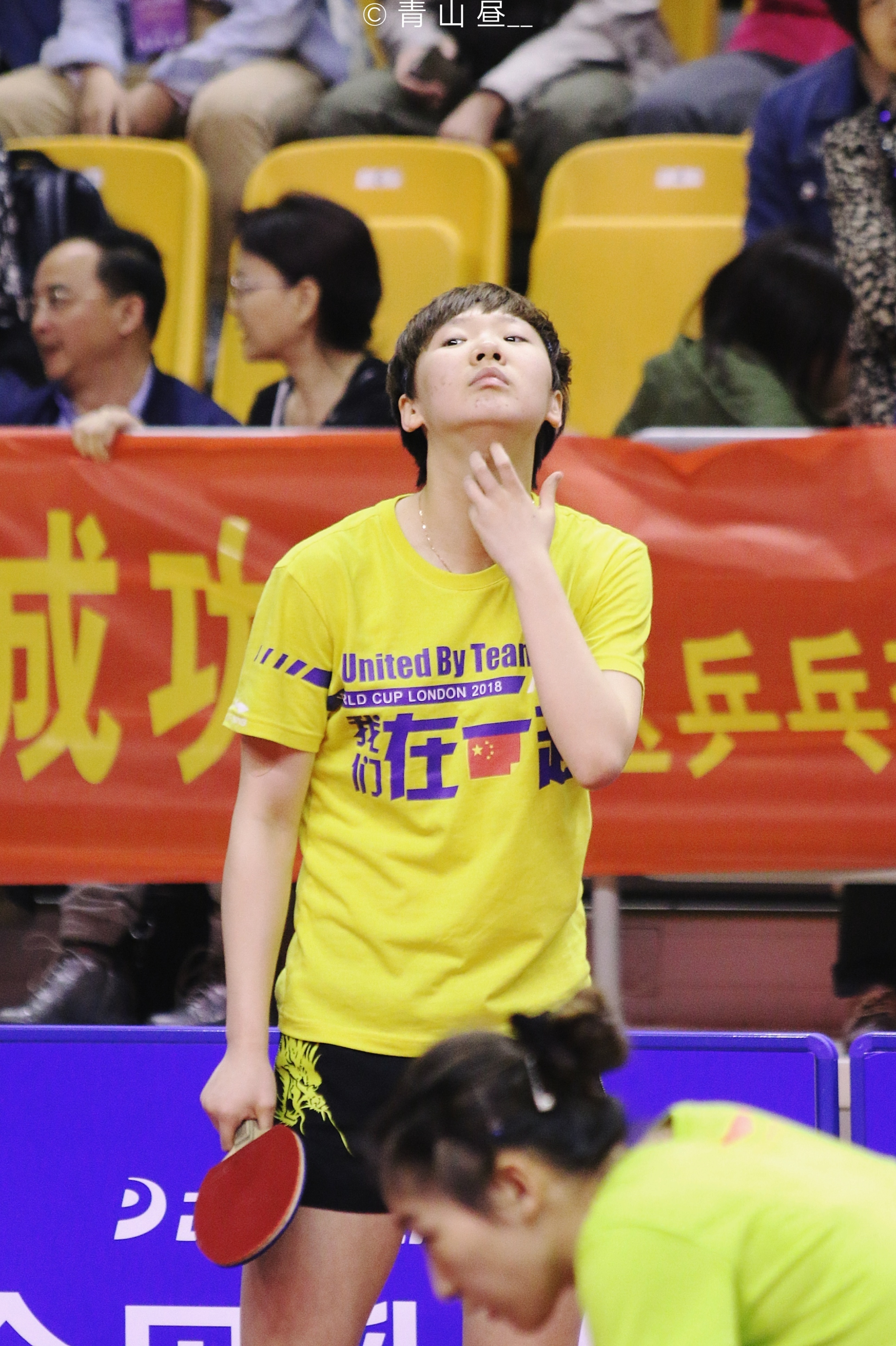 下巴夹角小于九十度 面部折叠度好高 喜欢欧尼的窄面脸