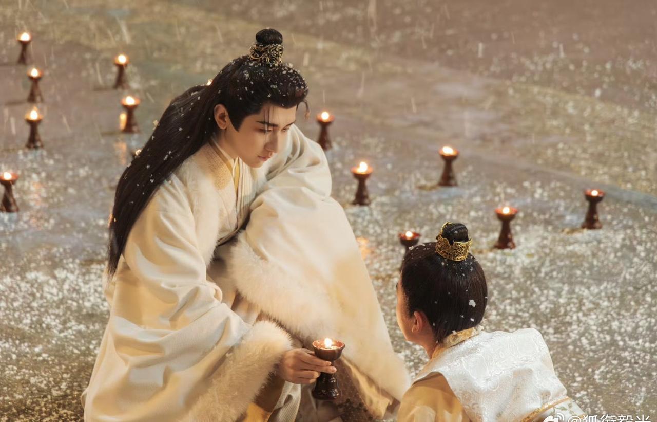 成毅 成毅用自己精湛的演技饰演出了谢淮安的内核。他理性而冷酷，智勇无双，虽然没有