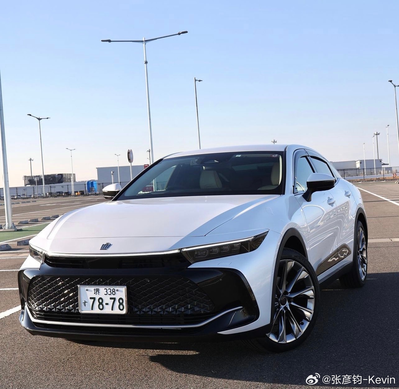 我好奇了很久的一件事：国内的丰田新皇冠（sport cross）都卖完去哪儿了？