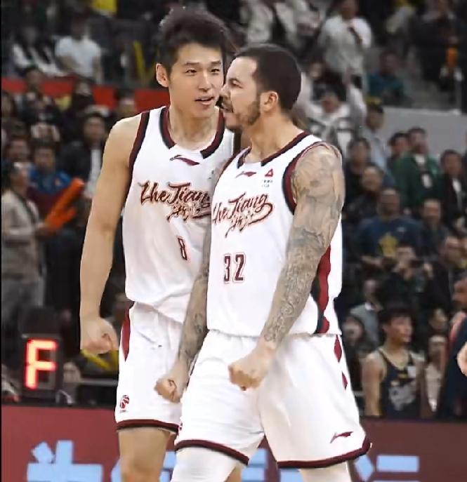太精彩，浙江88-87加时绝杀广东，这3位球员堪称赢球最大功臣！
1. 约克，“