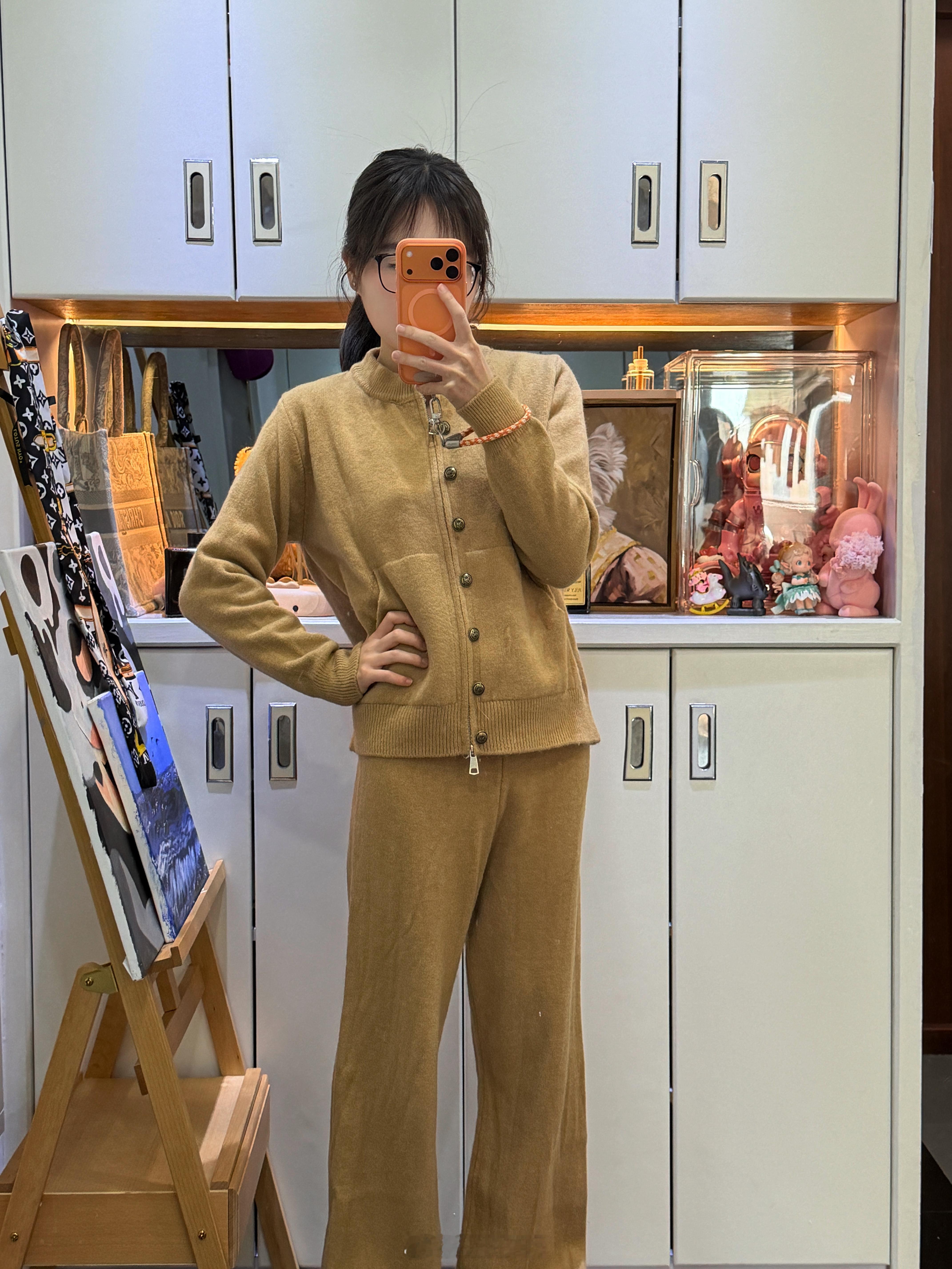 这个牛奶绒四件套深得扎扎喜爱