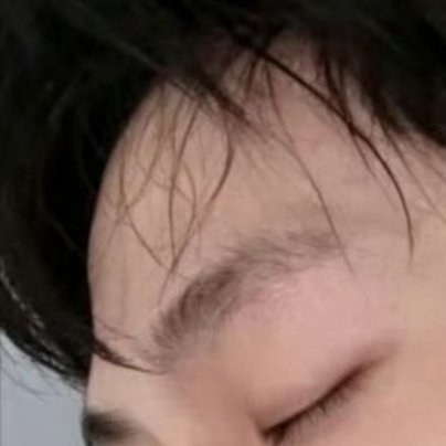 如果你不相信努力和时光，那么成果就会是第一个选择辜负你的。不要去否定你自己的过去