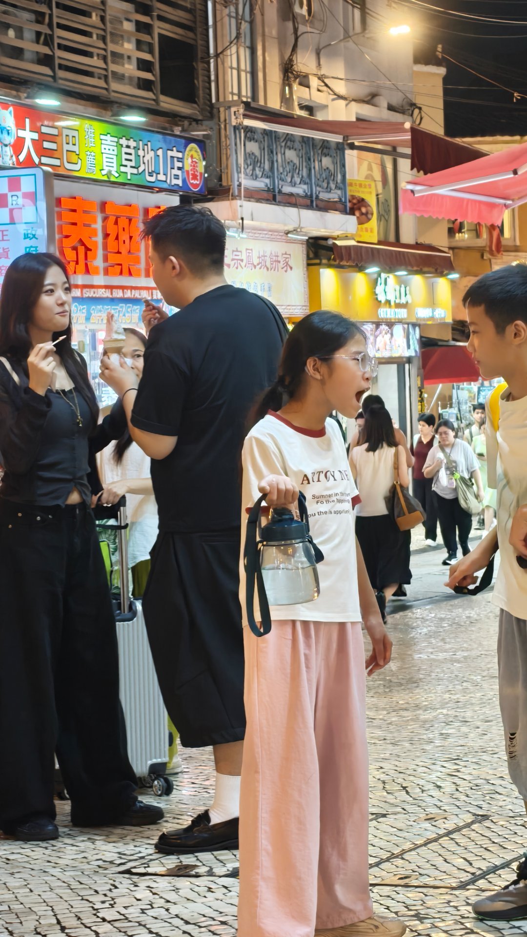 爱她，就请她吃哈根达斯