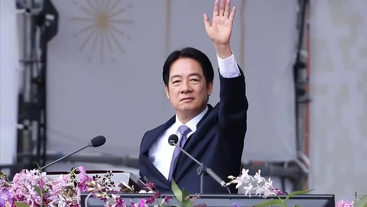 赖清德该慌了！
据说弹劾的条件已经达成。
绿营亲信也面临起诉！

12月19日。