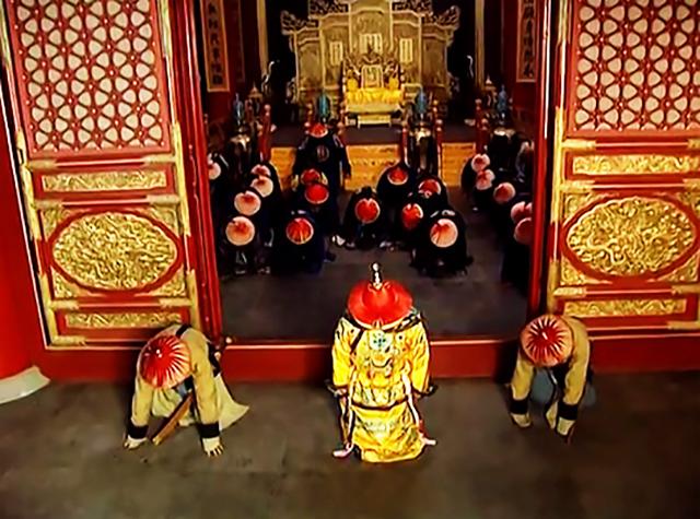 王爷欠了一屁股债，一还就是几代人，这事说出去任也不信。
经过大致是这样的，当年雍