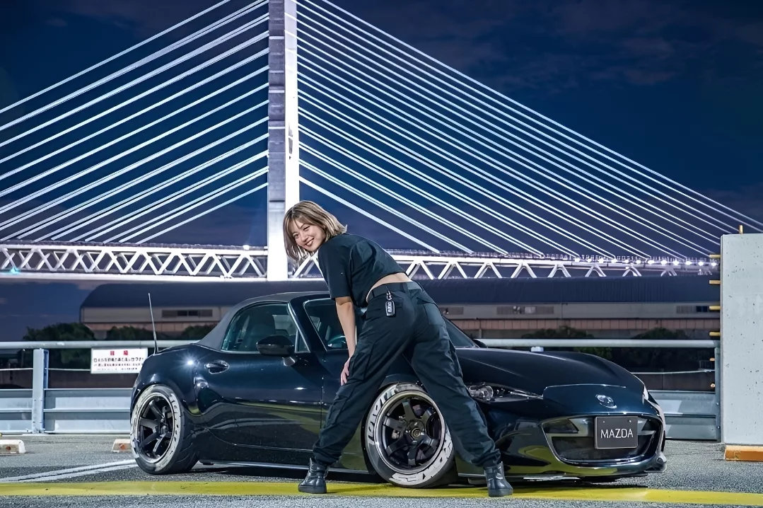Girl+Car 马自达MX-5 Pt.1 PIC：sofia.roadster