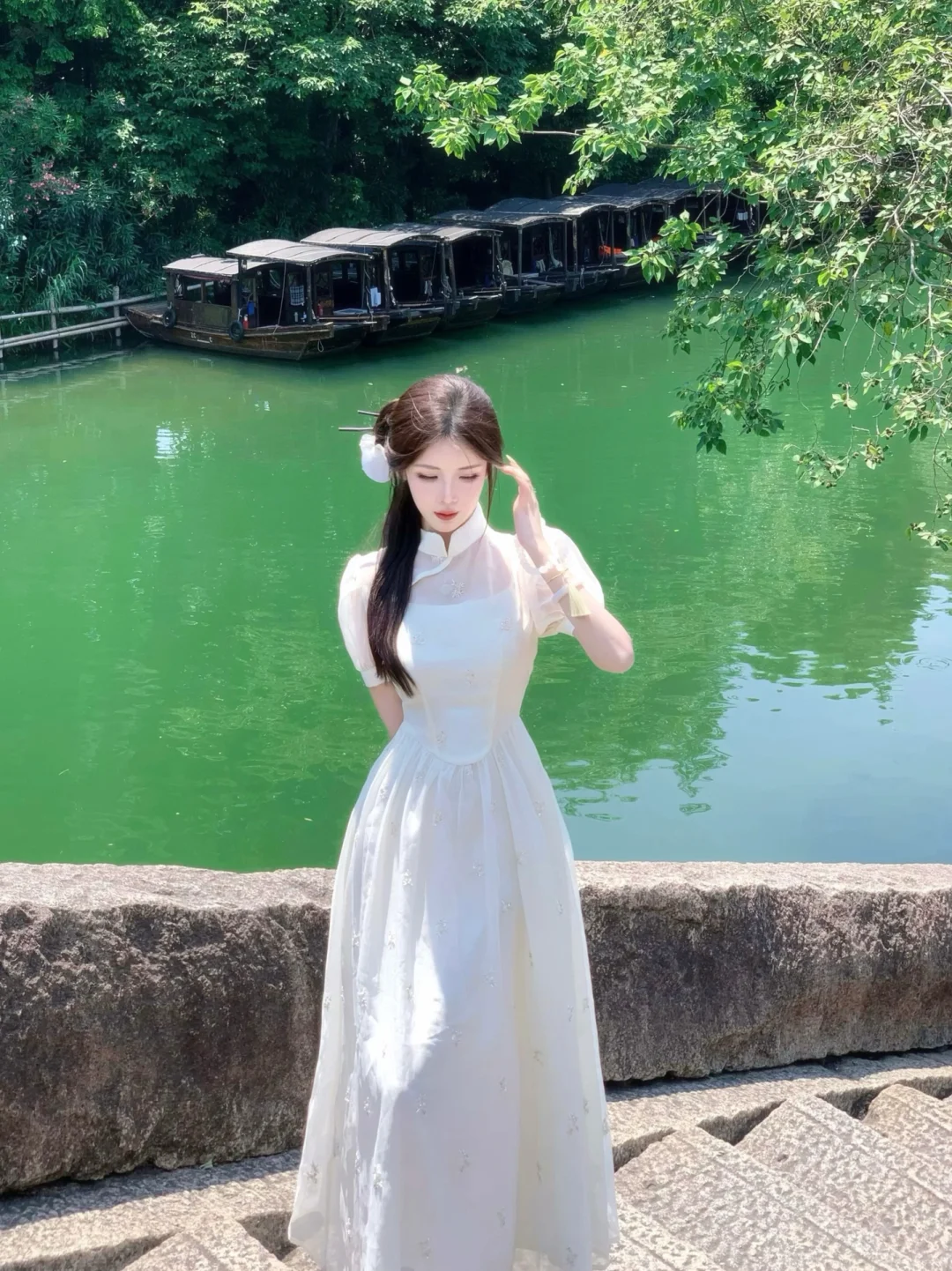 〝我有一身栀子白，不与旁人论尘埃”