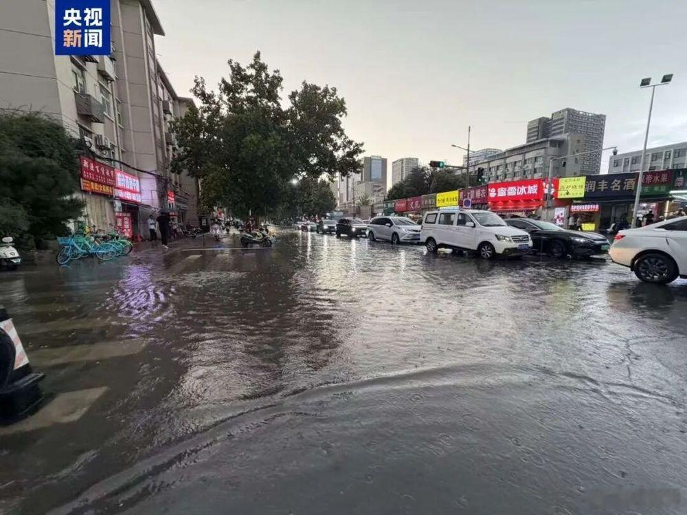 河南的雨都下到哪了事件简述该话题源于台风白海豚残涡远程输送水汽，大量降水集中砸在