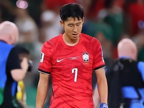 万一韩国侥幸晋级，进16强的机会还比日本还大…日本好不容易在死亡之组拼了个小组第
