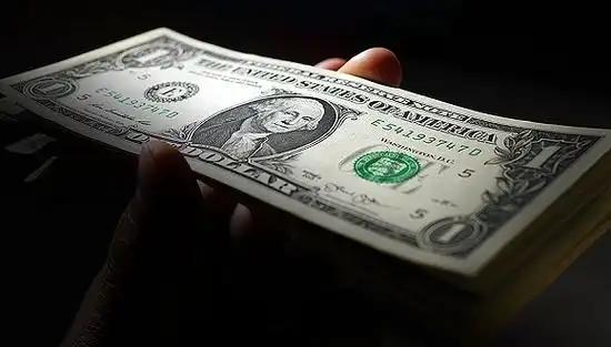 加拿大、中国、海湾国家接连出手，一场席卷全球的“撤资潮”正在疯狂蔓延。

看似只