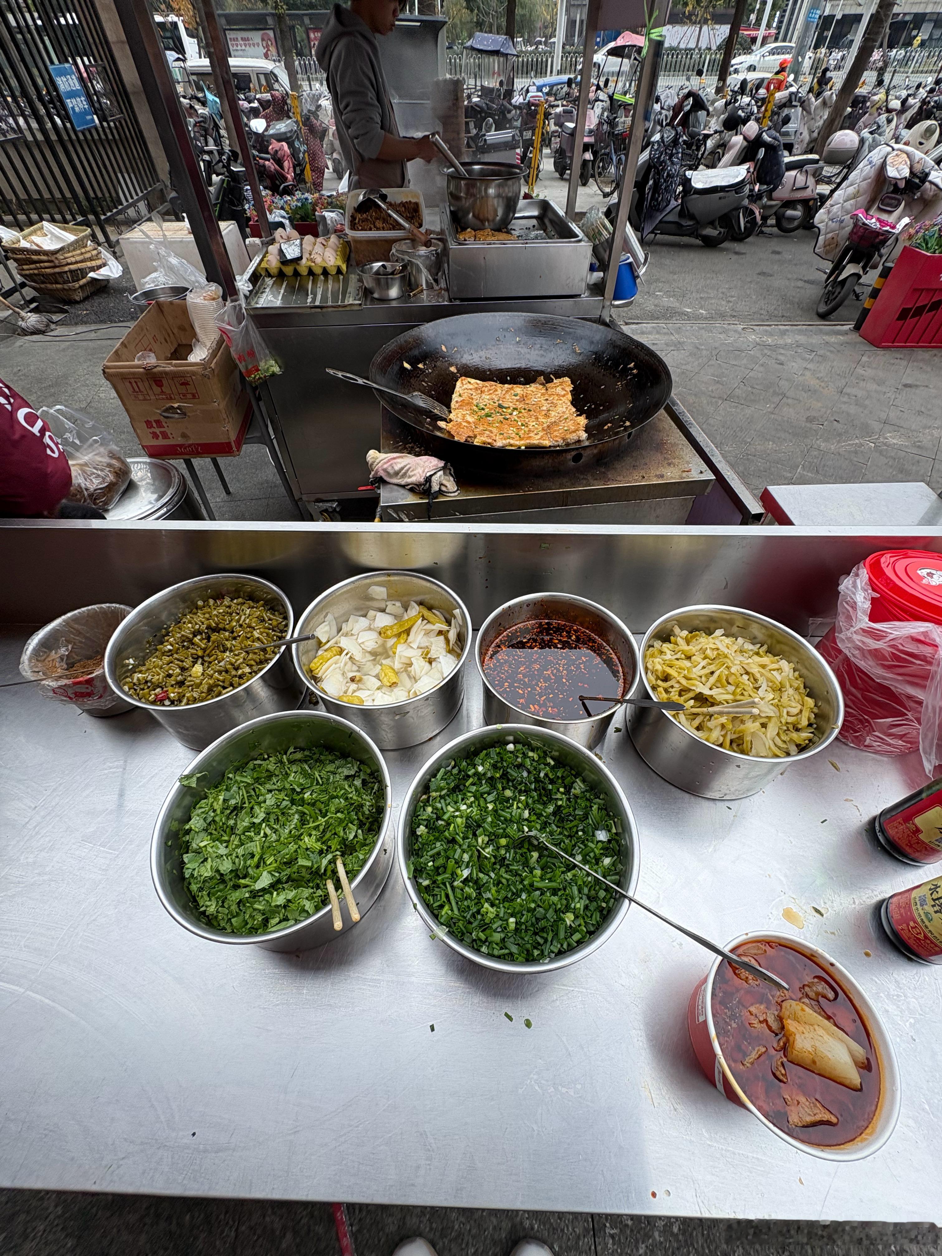 就喜欢武汉过早这种盆满钵满的感觉 武汉·常青花园