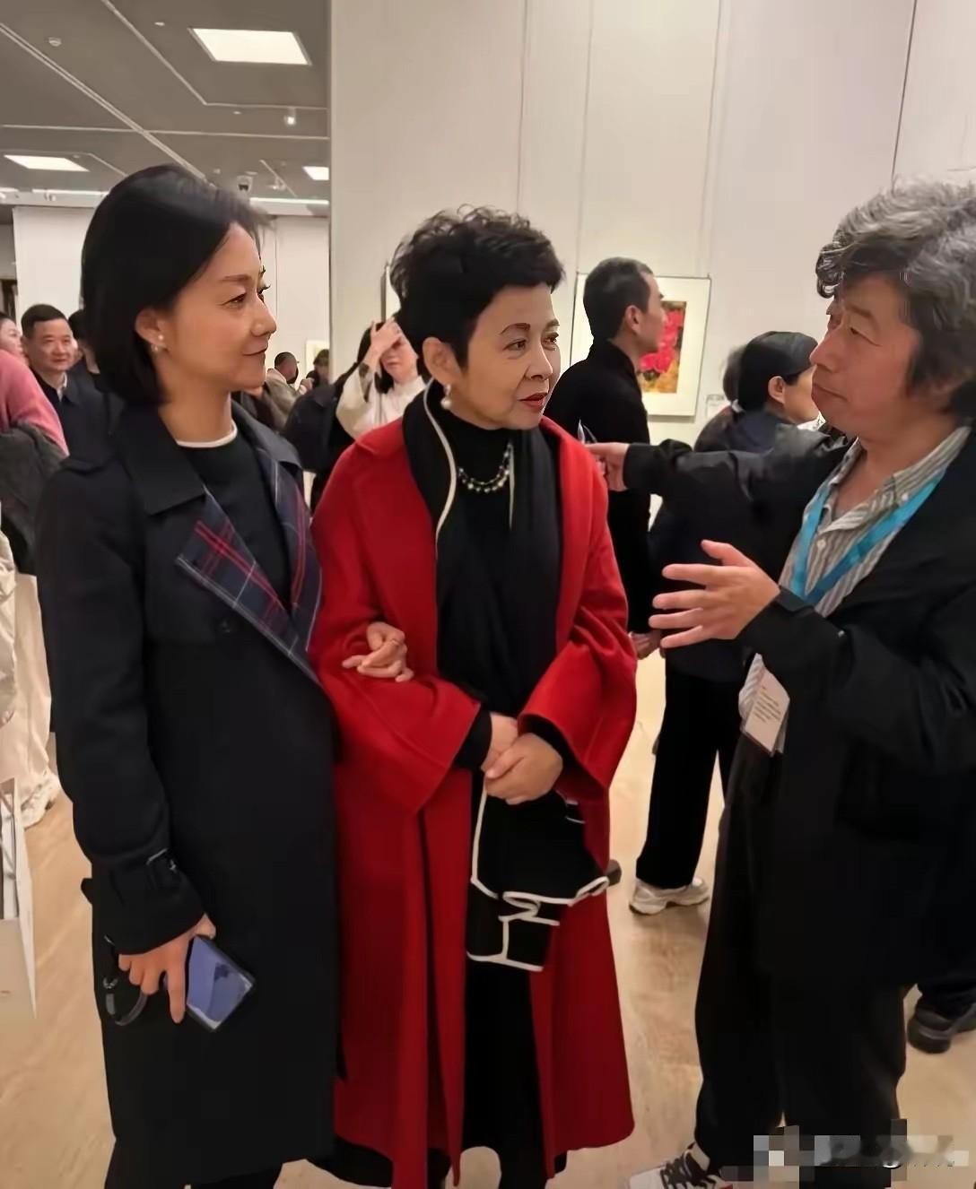 董小姐有人认识吗