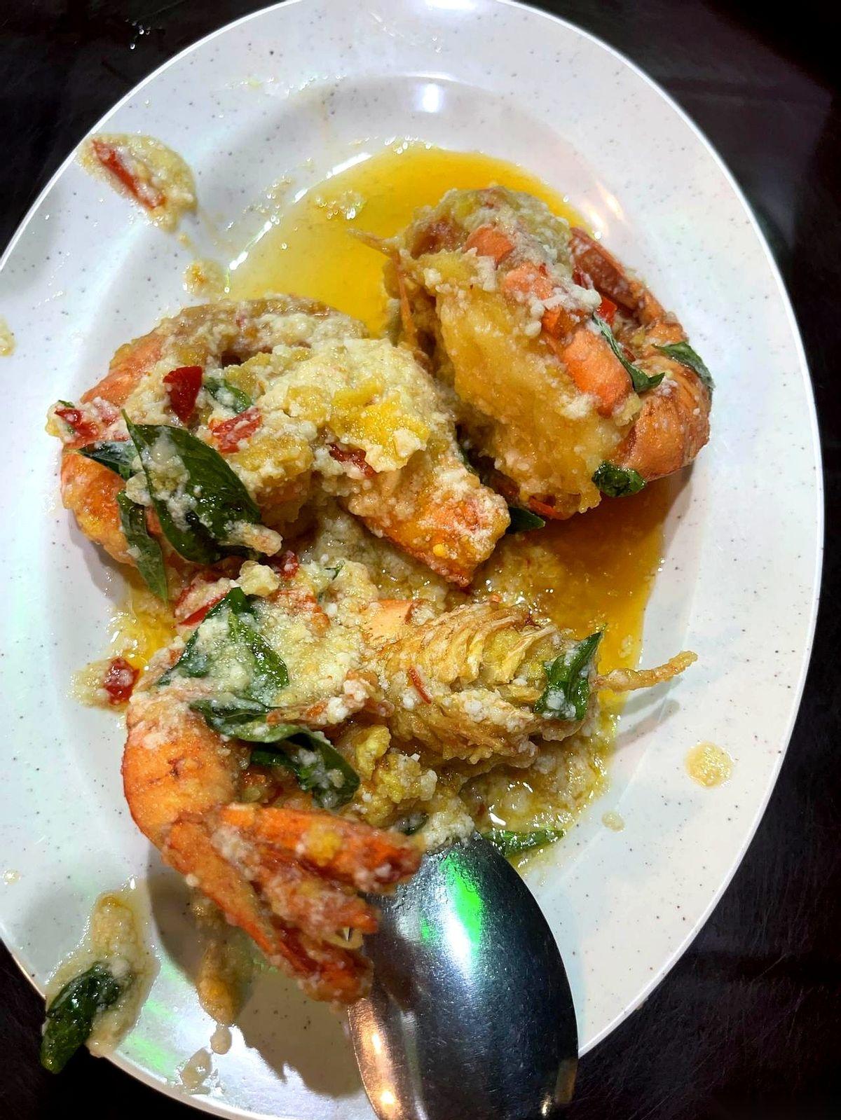 今天又干进去7000多。
说真的，一点感觉都没有，就是个数字。习惯了。
反倒是中