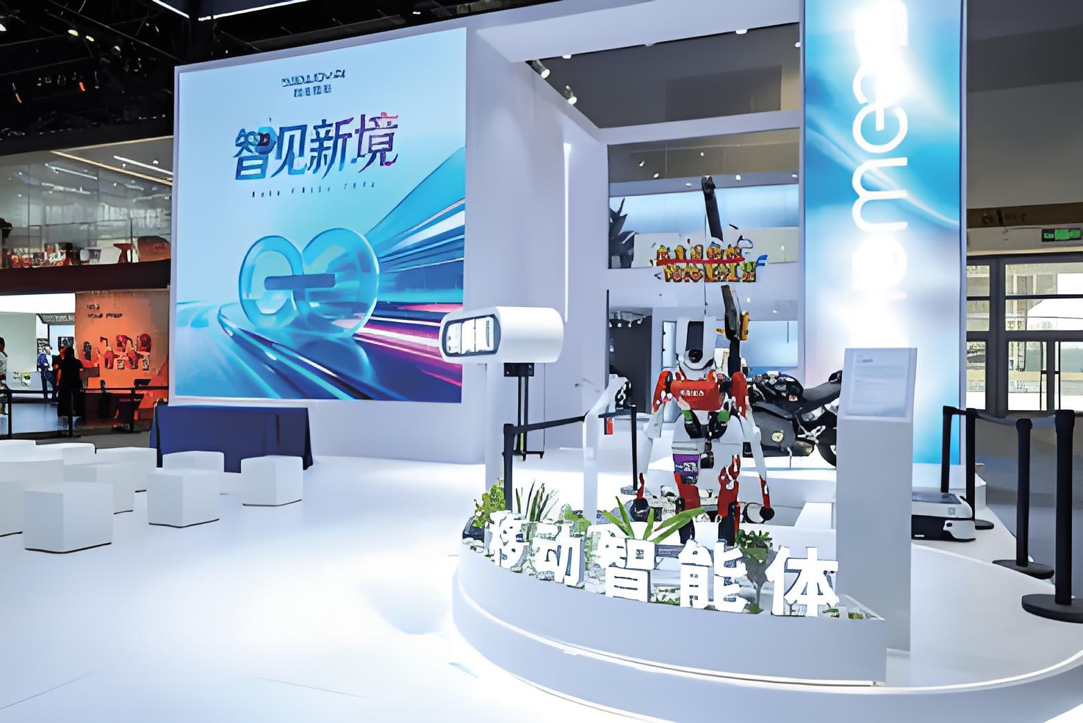 AI溢出，智驾无界。北京车展 显示，自动驾驶AI 能力正向物流、机器人等跨场景、