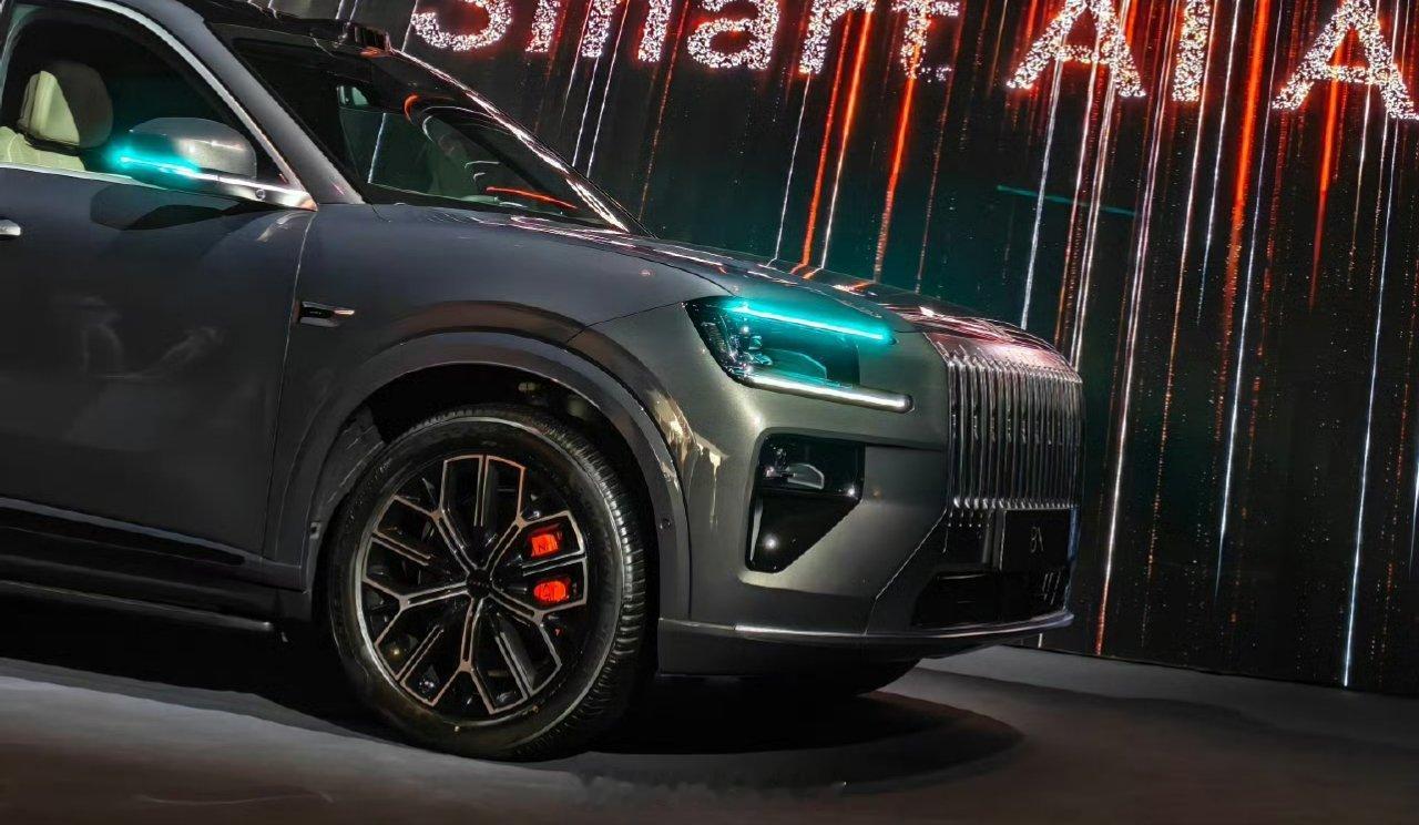 极氪8x上市发布会开始了！这个车颜值真的很顶驾控也不错蹲一个价格～ 