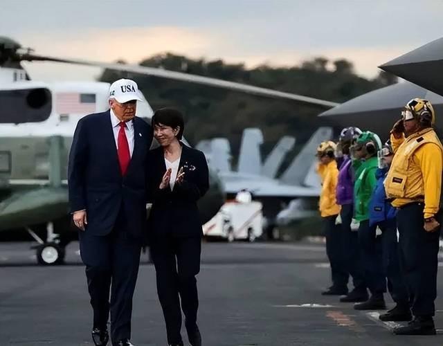 特朗普刚结束中国国事访问起飞没多久，日本首相立刻火速打电话联系，早前日本一直希望
