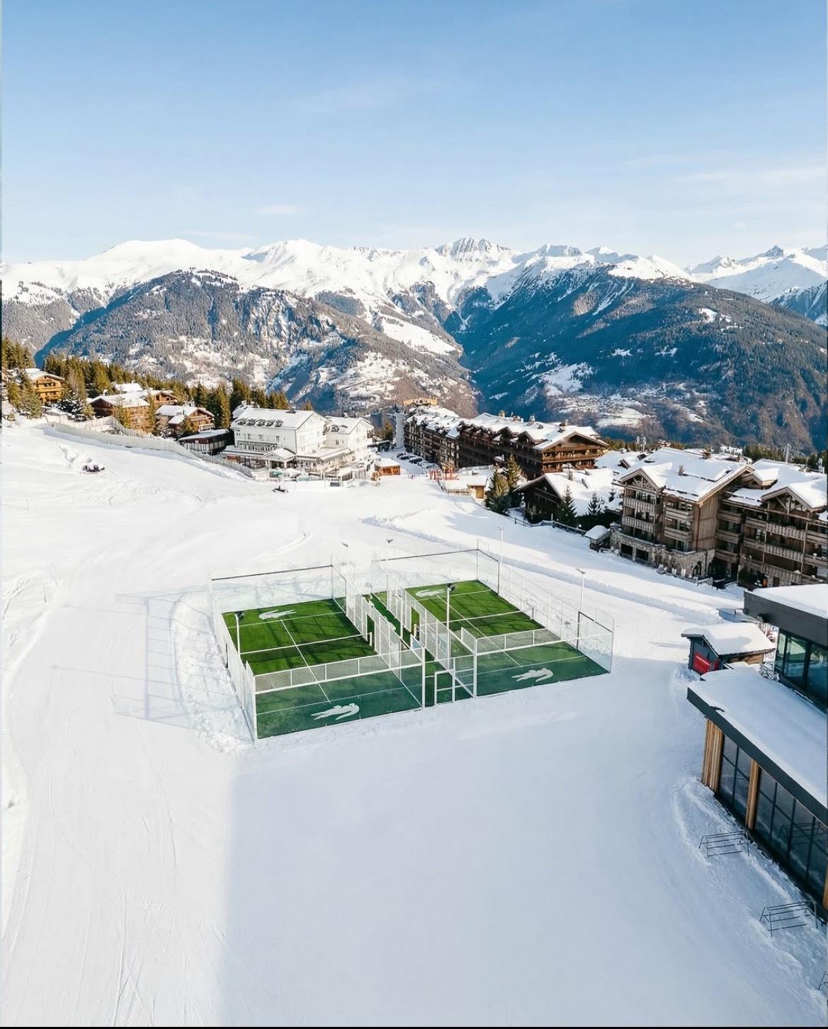 武汉下雪体育大赏网球talking大会 小鳄鱼的雪地球场，很漂亮，很出圈！ 