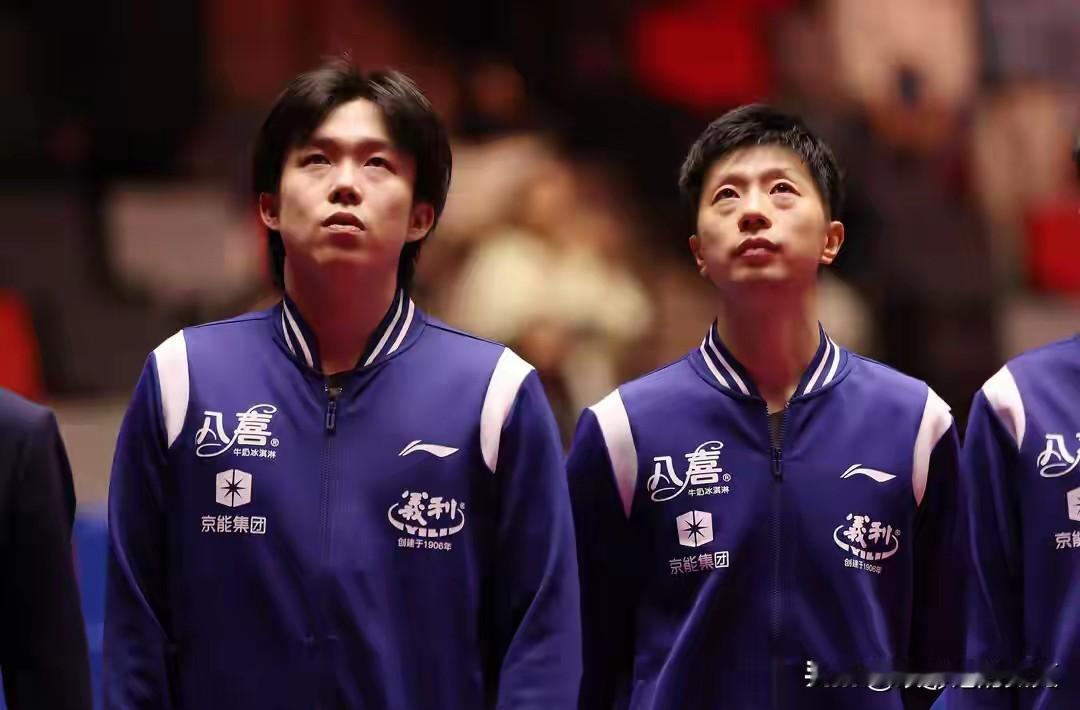 当运动员真好，既能为国争光，也能为地方争光，还能拿奖拿到手抽筋……不知道这俩小伙