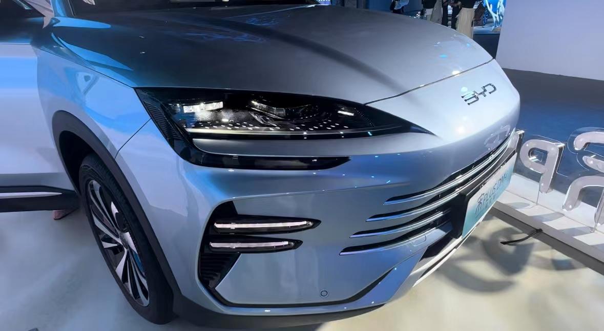 宋PLUS冠军版正式上市了，DM-i15.98-18.98，EV16.98-20