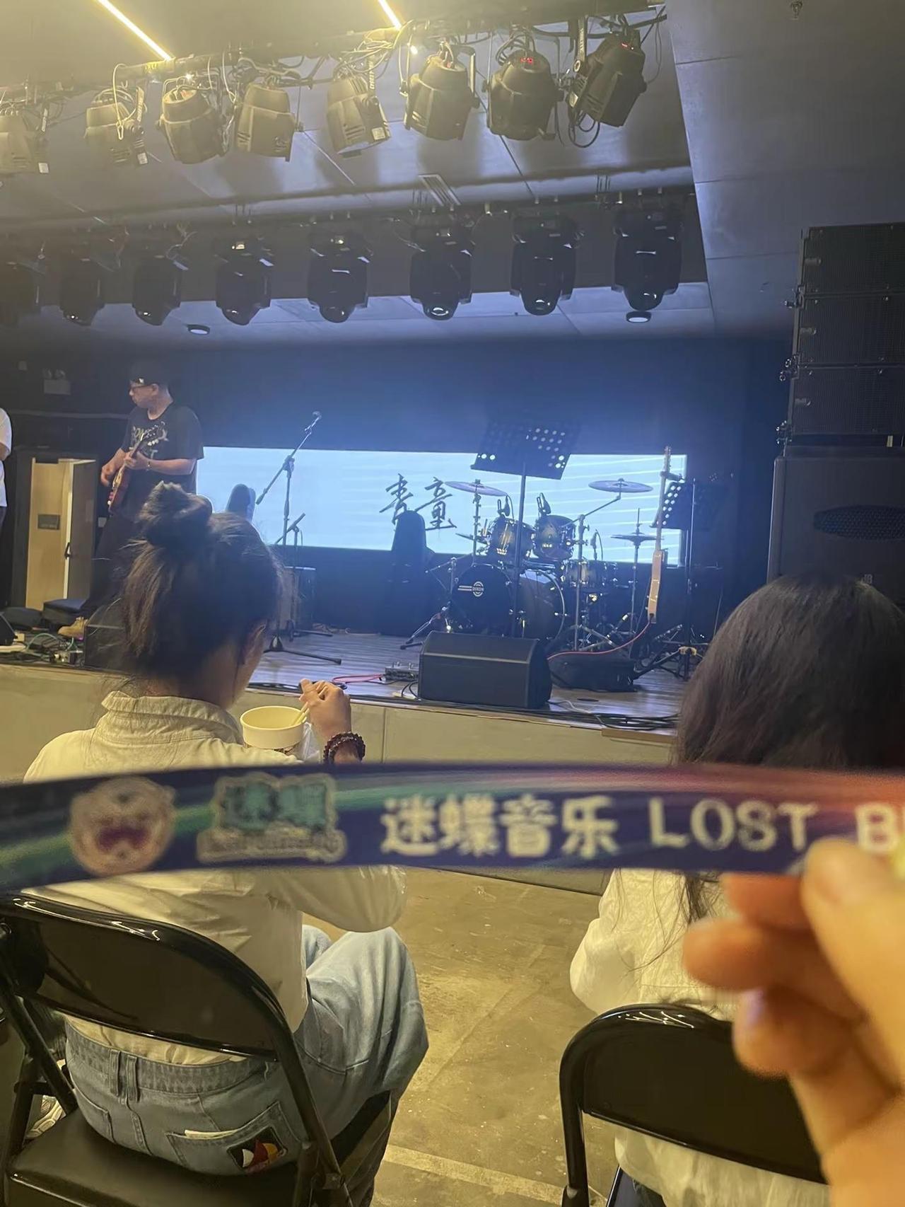 《破界音浪》livehouse 燃炸了 首次体验live house 这种音乐形