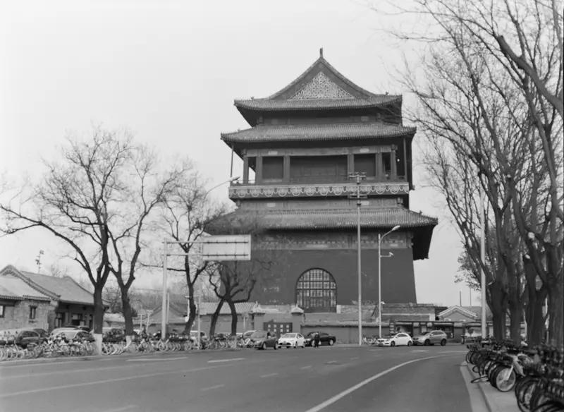 七十年代北京到底有多冷? 上世纪七十年代的北京，那冷得可真是刻骨铭心。那会儿冬天