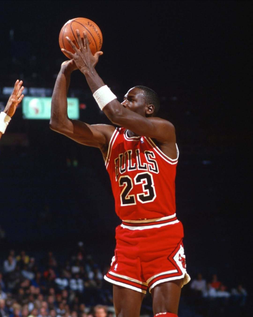 一组乔丹的高清大图，喜欢的老铁自取。