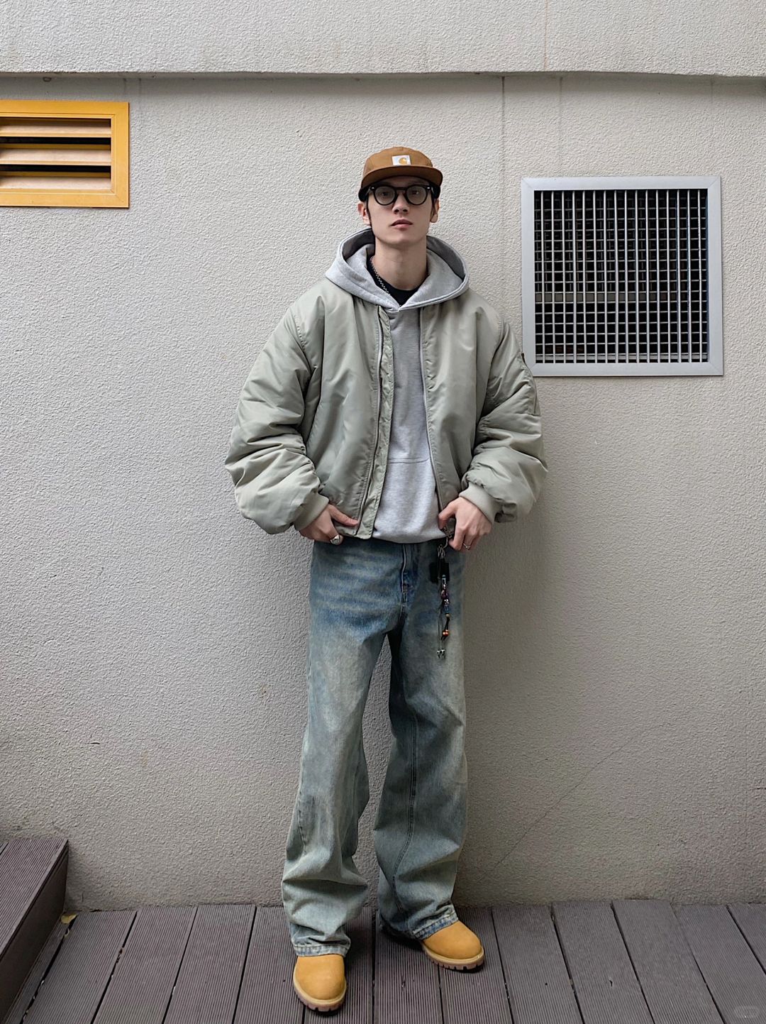 浅色系踢不烂ootd