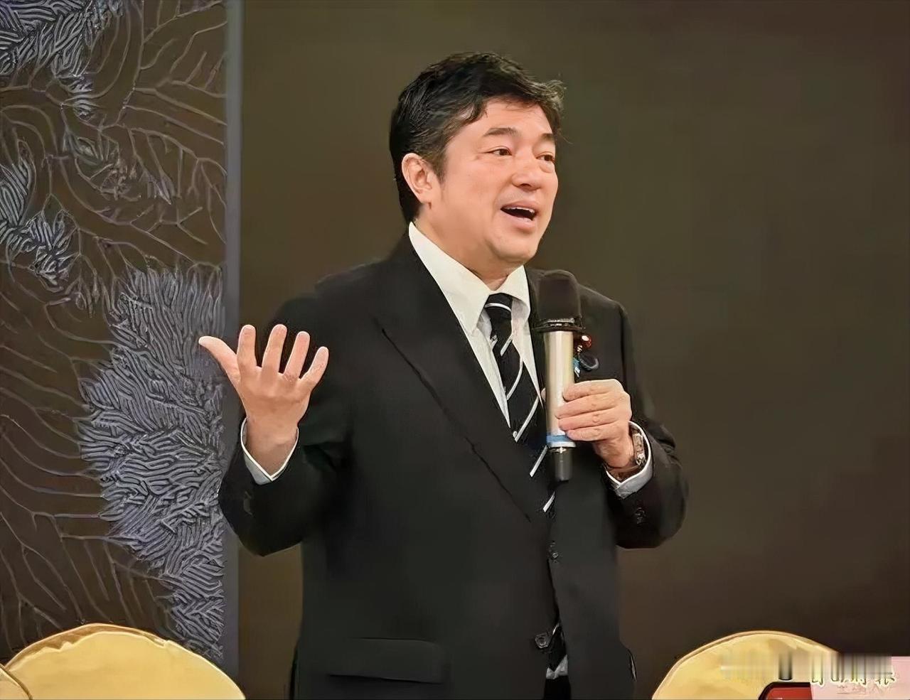 日本右翼分子、日本众议员中山泰秀狂妄叫嚣，“只要日本、美国和台湾这三方牢牢的站在