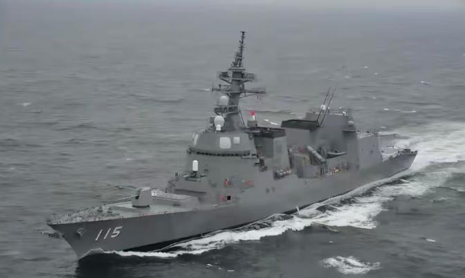 日本赌中方不会动手，军舰直接开进台海，解放军为何仍保持克制?






近来，