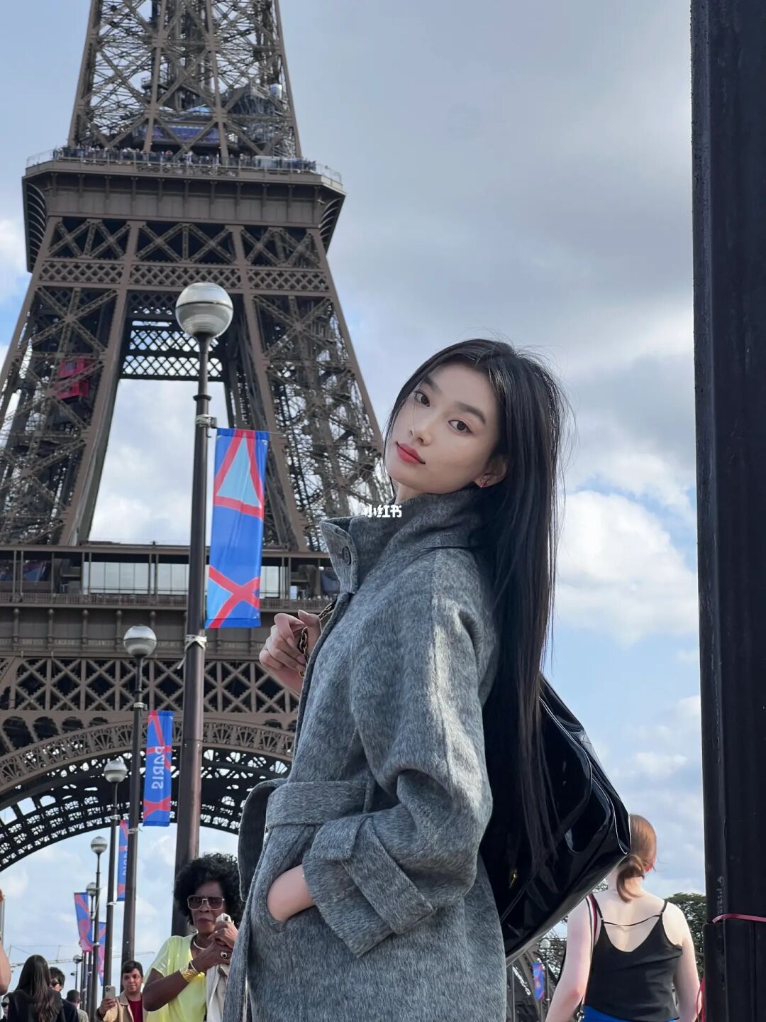 坠入巴黎秋冬的浪漫