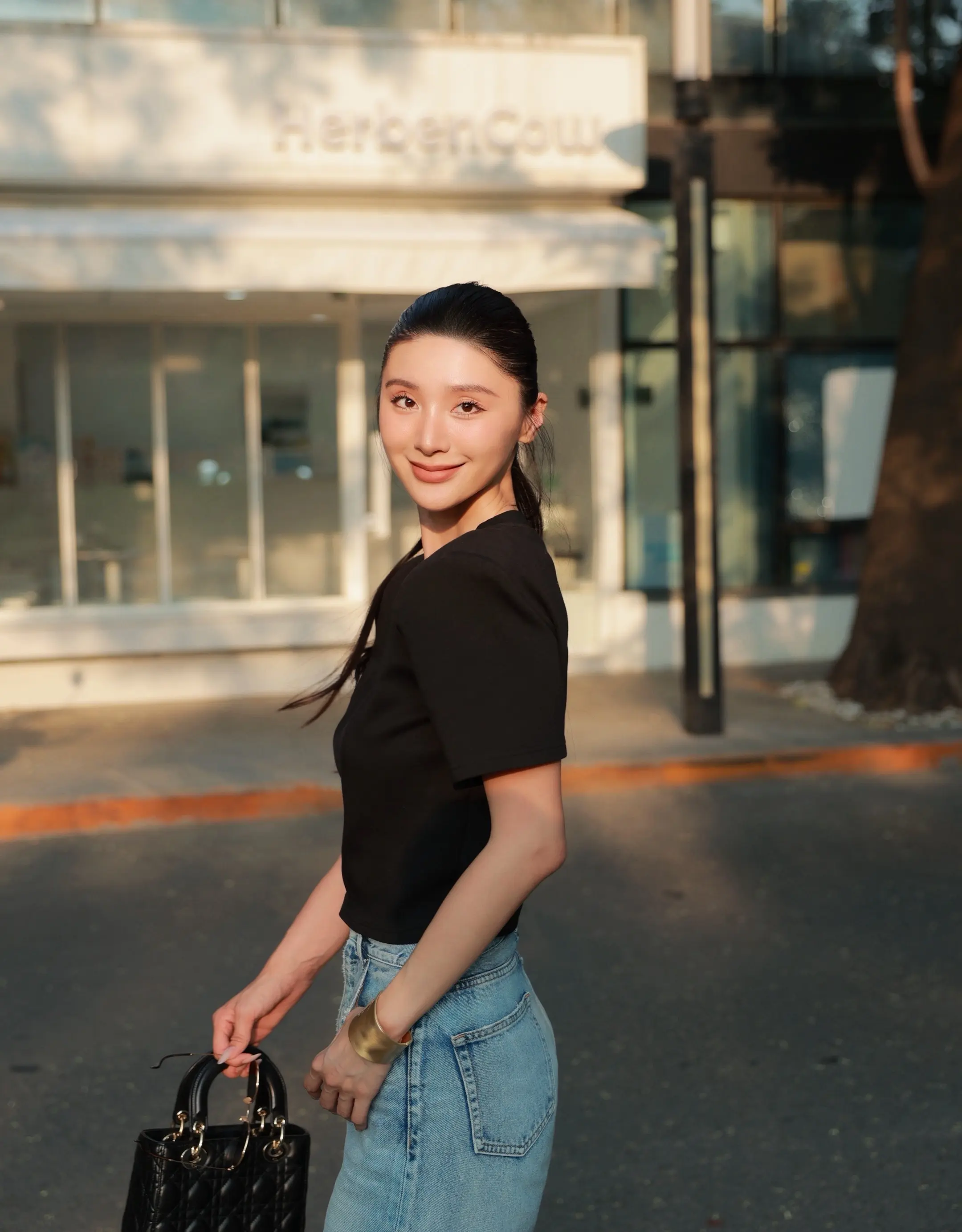这位女士独爱黑。简简单单，舒适自在 嘿嘿🐈🫧