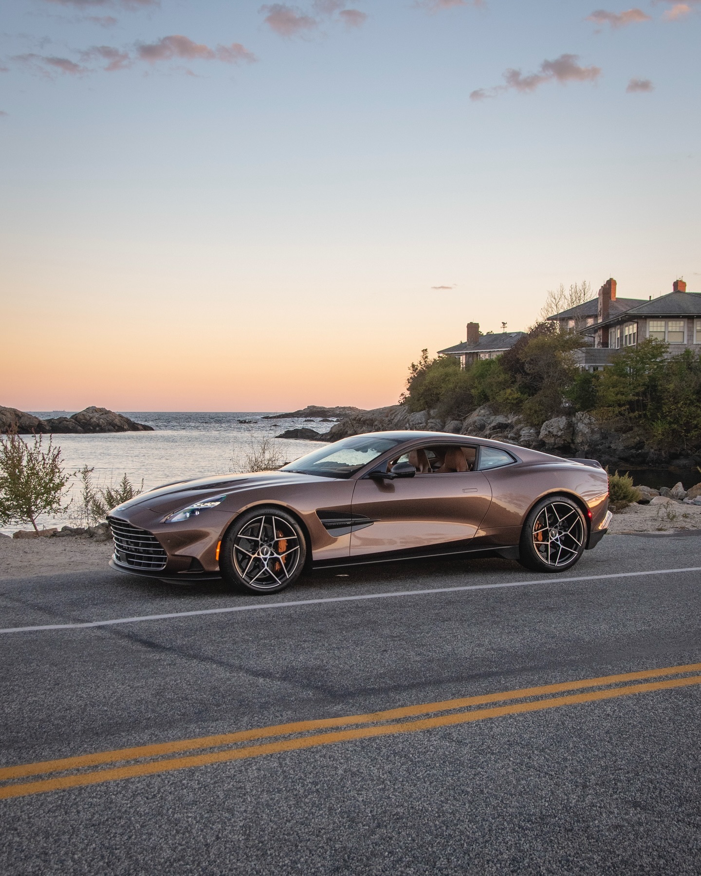 Aston Martin Vanquish#astonmartin##阿斯顿马丁