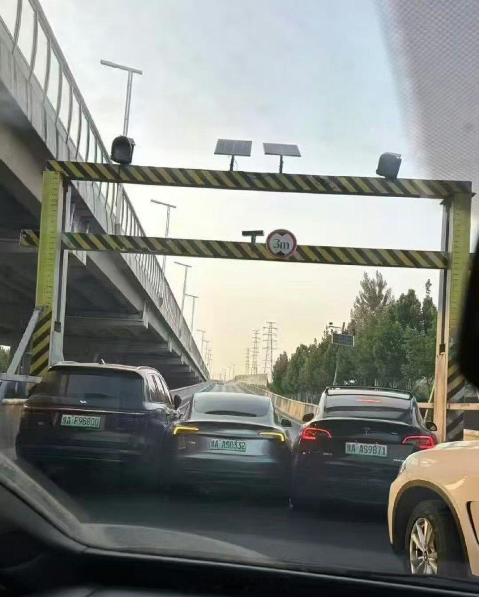 谁来讲讲，这怎么判责[允悲]大v聊车 ​​​