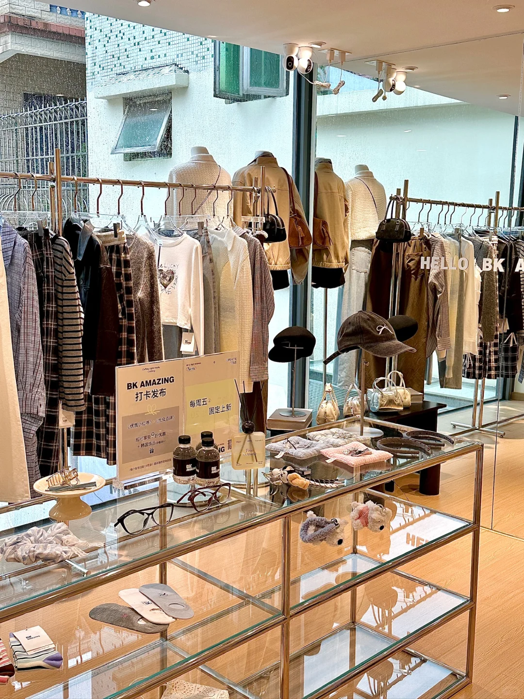 珠海一秒穿越韩国街头的独栋咖啡店+女装店！