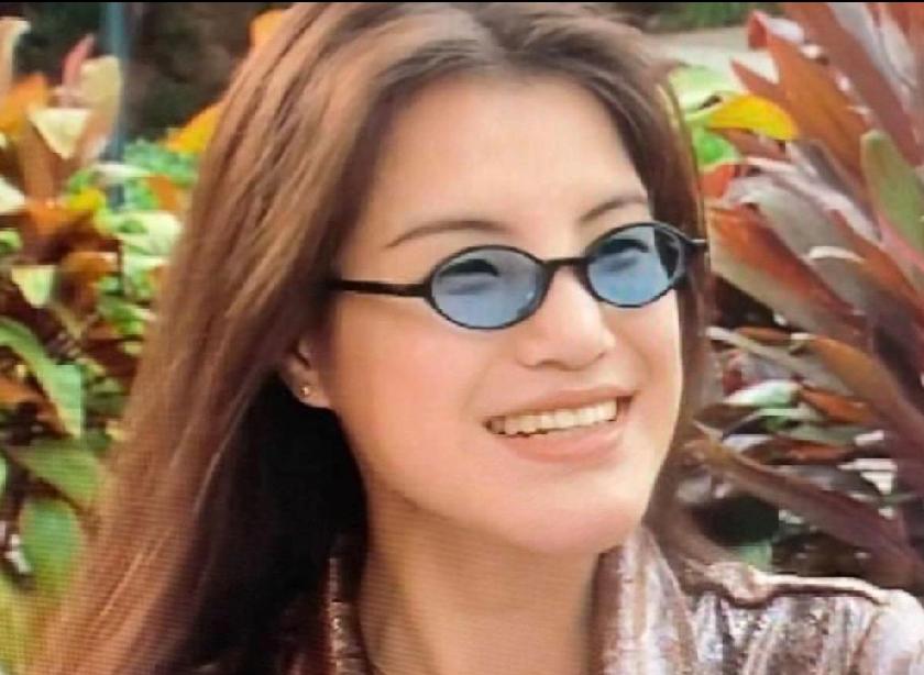 有人觉得她丑吗？反正我觉得她不丑。说老实话，我到现在才知道她叫马蹄露。但是这张脸