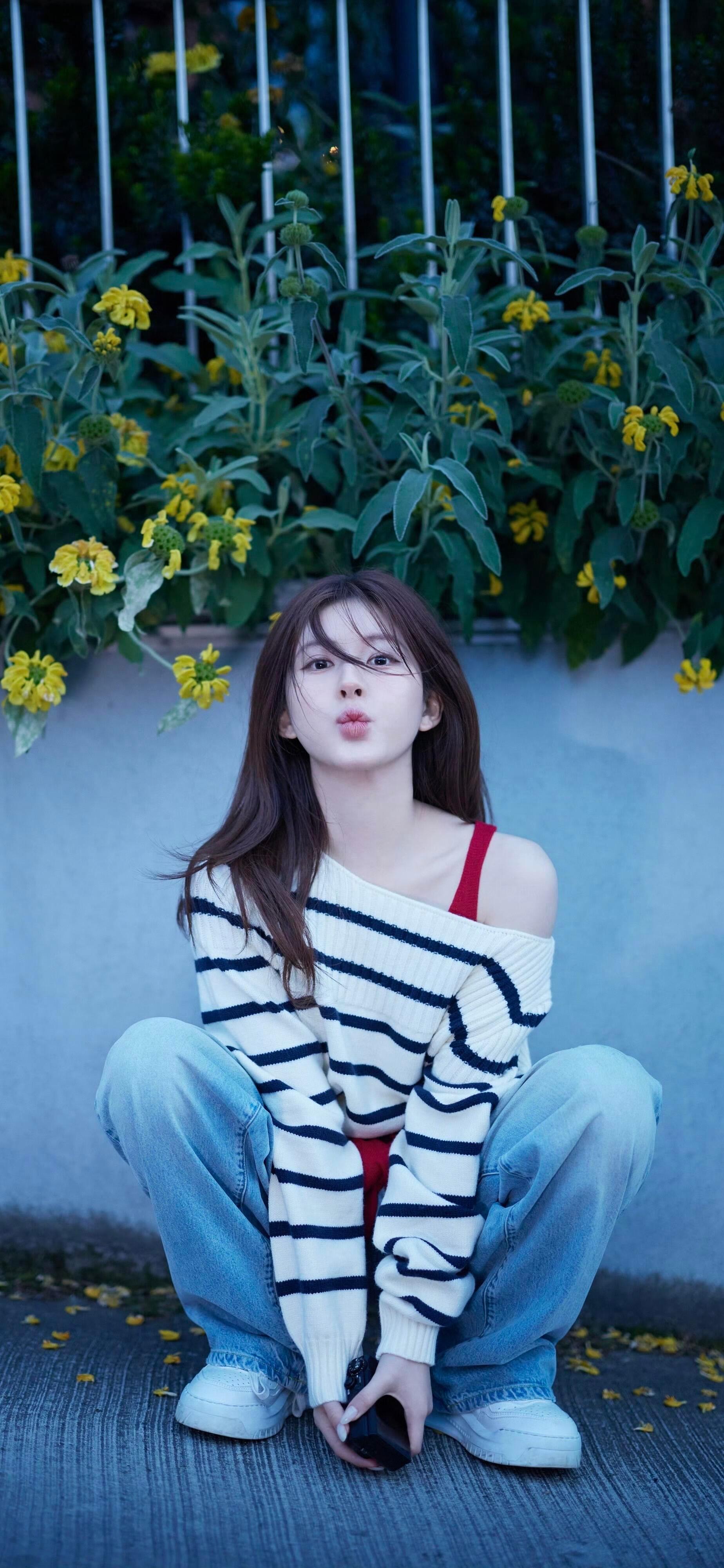 赵露思壁纸爱我要有三颗心 真心 良心 耐心 