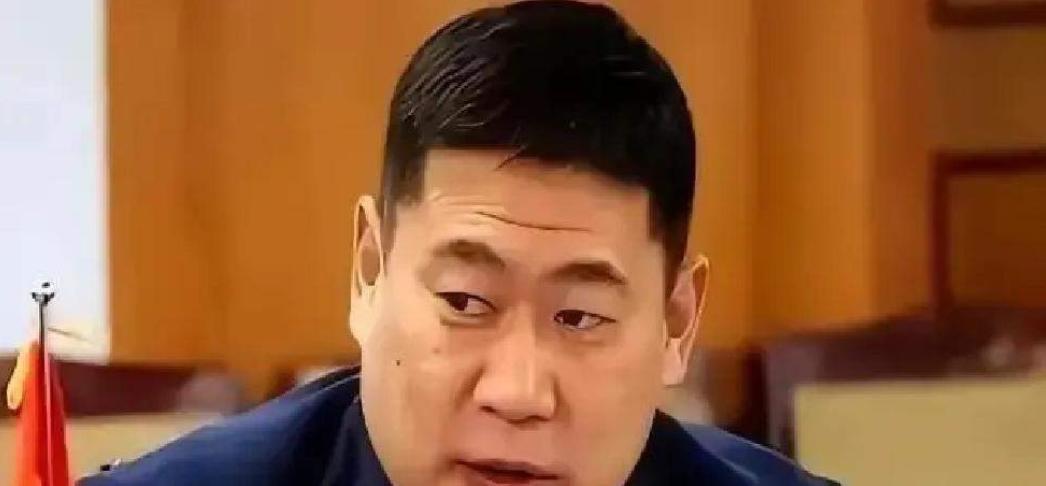 说法，听着就让人心里不是滋味——说那里99%的人反华，剩下的1%是“特别反华”。