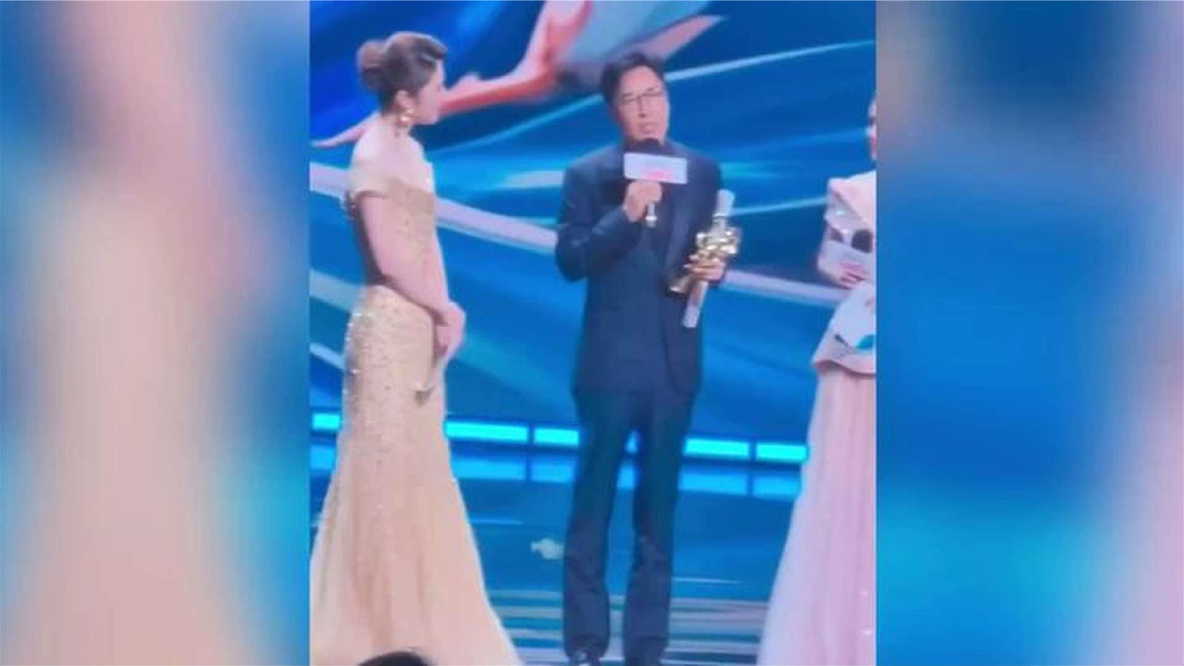 金鹰奖揭晓：于和伟宋佳分获最佳男女主角#娱乐#