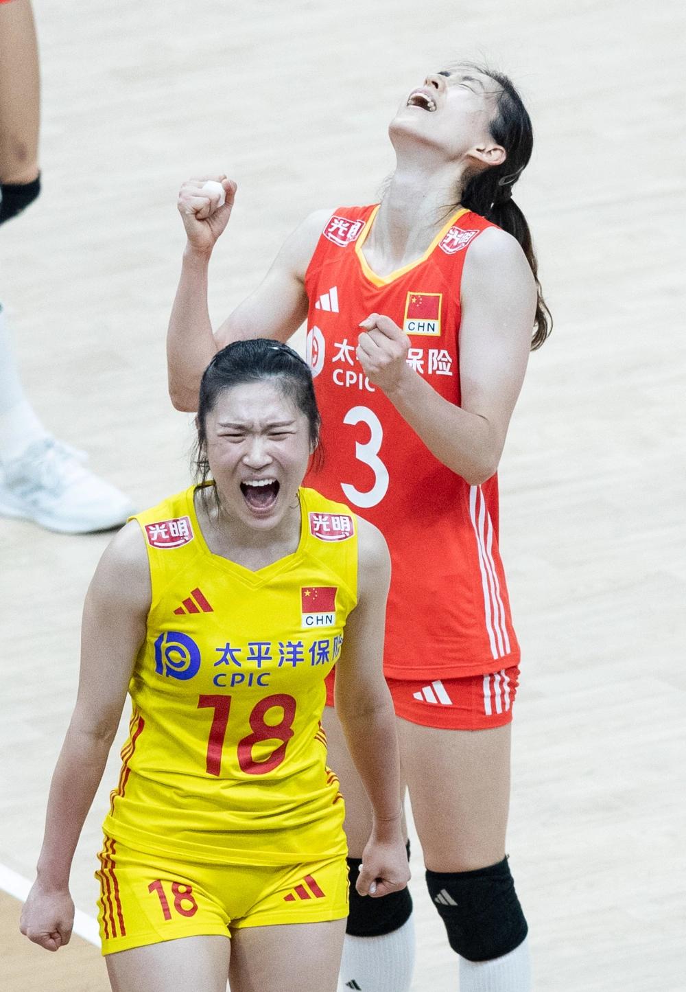 北京时间6月6日19点30分，2026世界女排联赛继续进行，中国女排对阵塞尔维亚