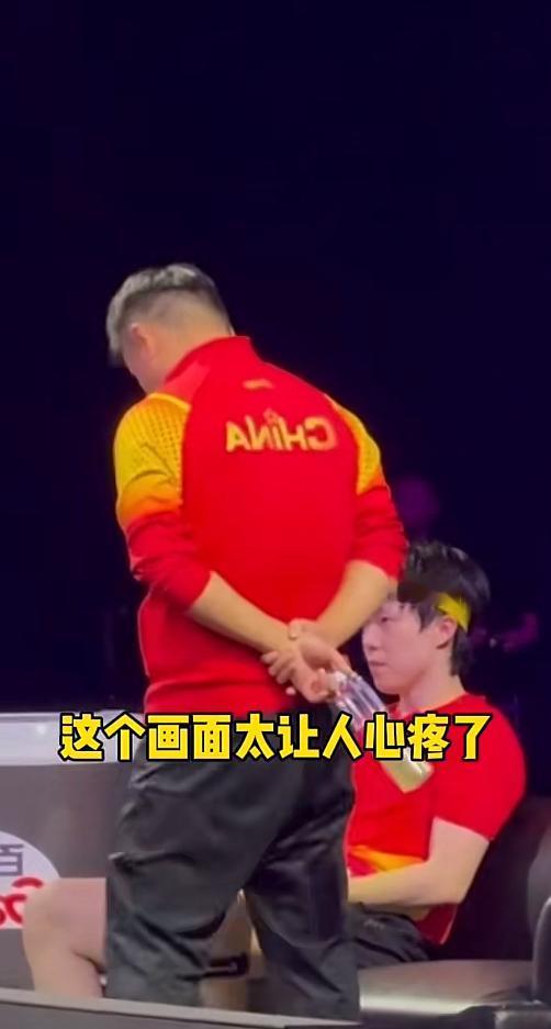 说他，25岁领军中国男乒！
可是他的军在哪里？
从去年WTT总决赛到今天，他一直