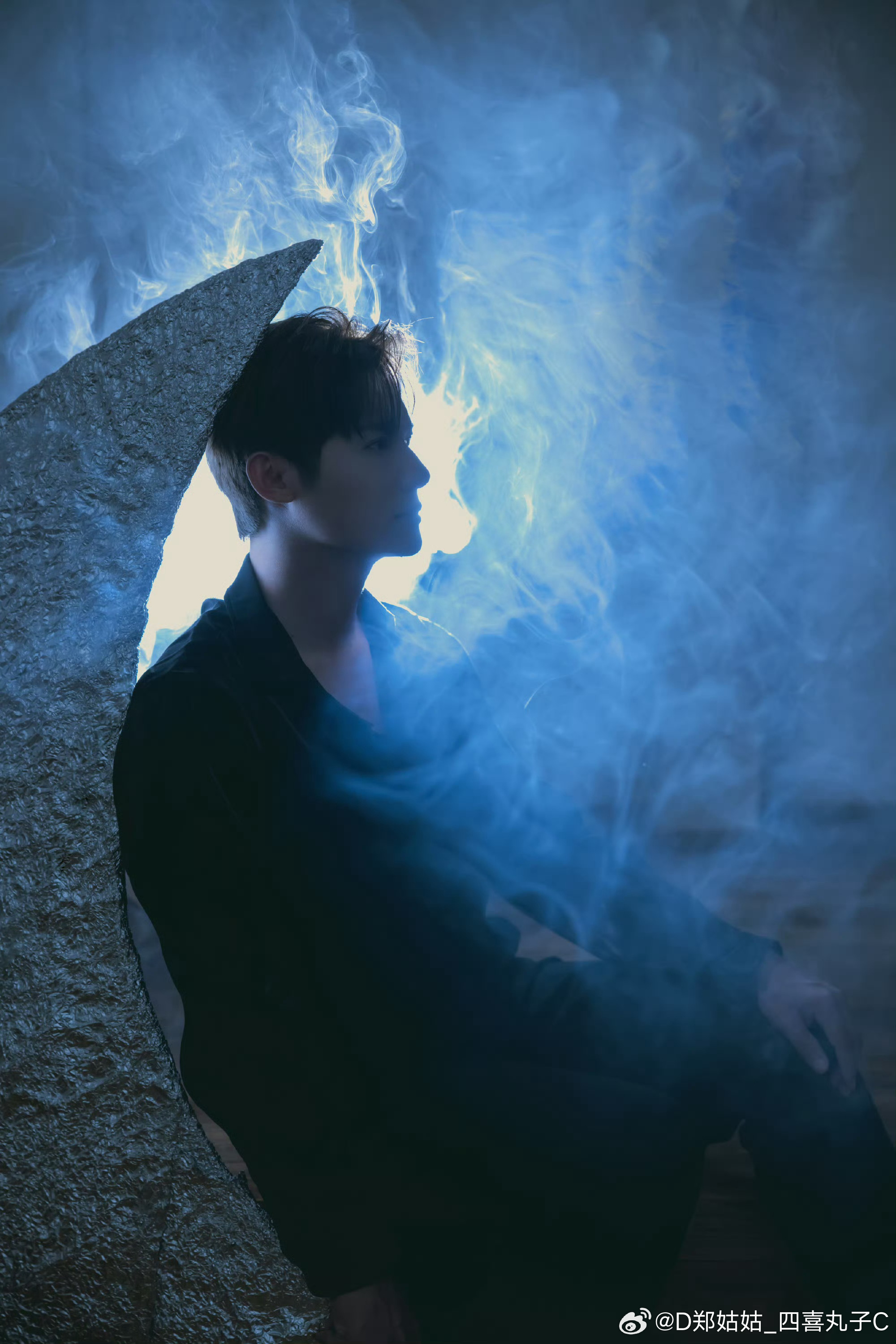 灰月也有光芒，终会奔赴属于自己的万丈光亮🌙你的那束光闪闪发亮！！！！[哇] ​