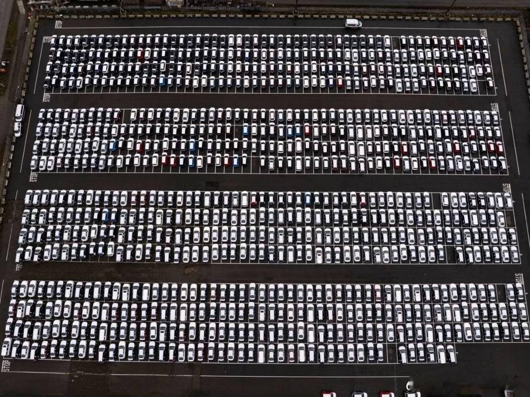 多家国际车企警告美政府，不续签美墨家协定就无法制造低价车型当地时间4 月 27 