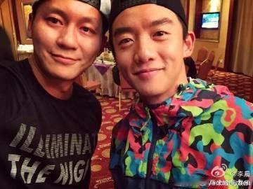 李晨郑恺背着跑男团去冲浪了 李晨郑恺偷偷去冲浪，连个招呼都不打，这速度也太快了吧