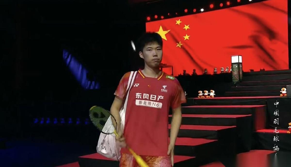 🔥国羽男团🇨🇳成功卫冕[赞][笑哭]！国羽男团第12次捧起汤姆斯杯！从今日