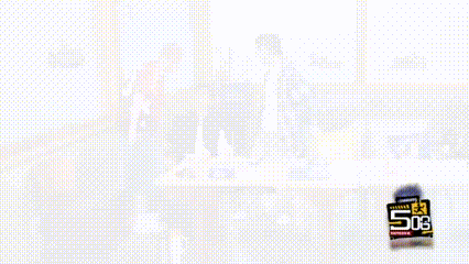 邓超 鹿晗没有遗传我的优点哈哈哈哈哈俩卧底愣是把团队优势作没了，误伤队友大幅减员
