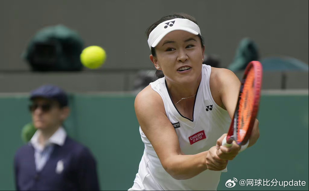 温网2026 女单资格赛第二轮🇨🇳朱琳6-2/6-3 🇫🇷拉齐纳朱琳直落