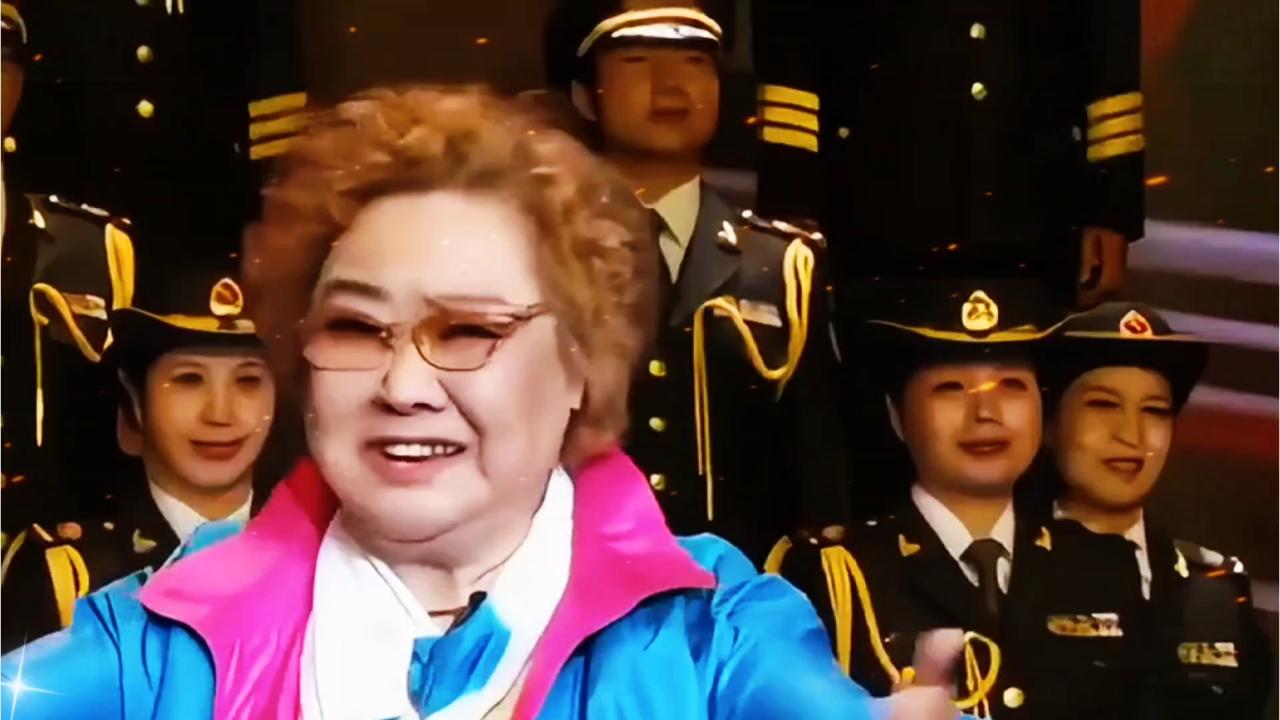 你们最喜欢郭兰英的哪首歌?最喜欢的是郭兰英唱的《绣金匾》。
她唱这首歌每次都带着