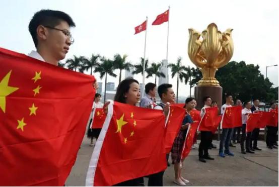 中国向世界正告：台湾外债不承认、外军入侵必打击、海外资产归属明确，分裂势力的算盘